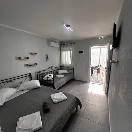 Asimenia's Seaside Apartament