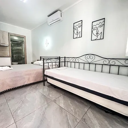 Asimenia's Seaside Apartment